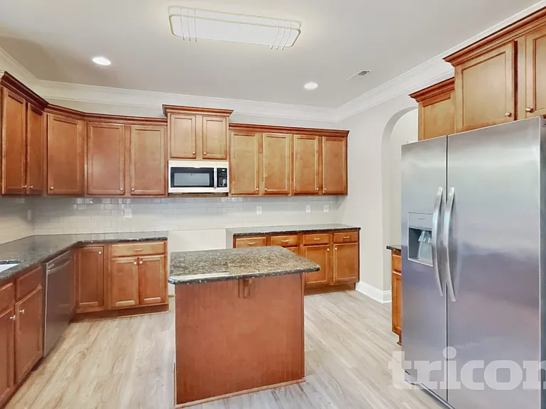 401 Bruce Johnson Rd — Photo 4