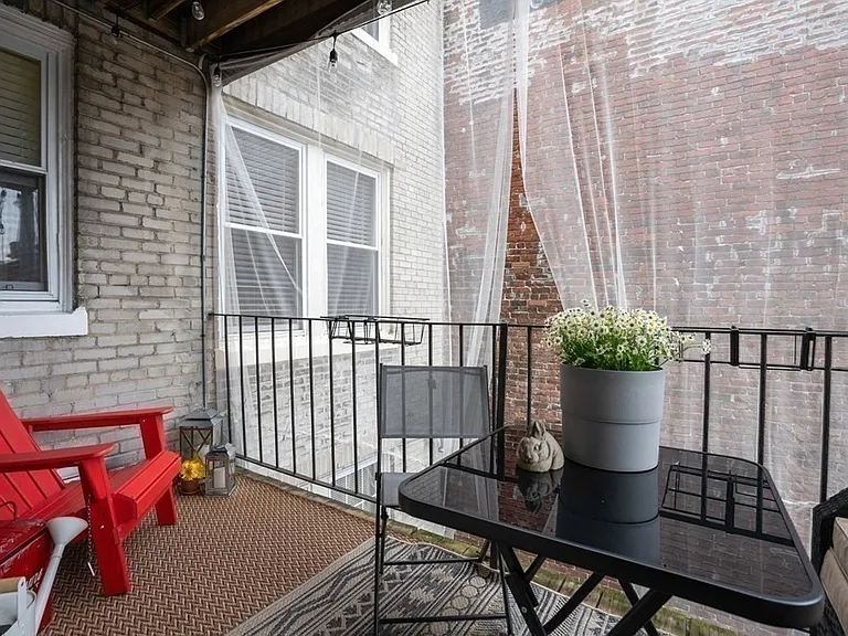80 Florida St #4 — Photo 13