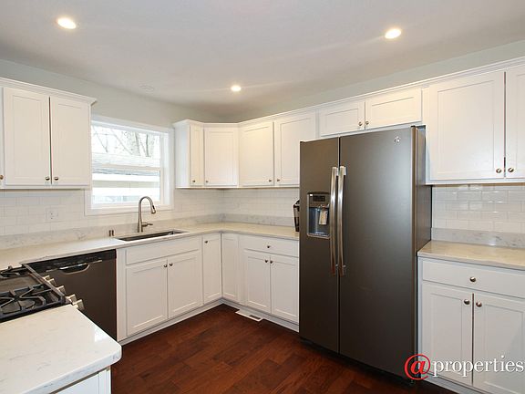 ALL upgraded appliances and marble tops