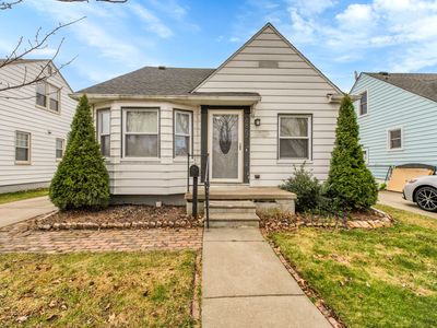 6867 Mayfair St, Taylor, MI, 48180