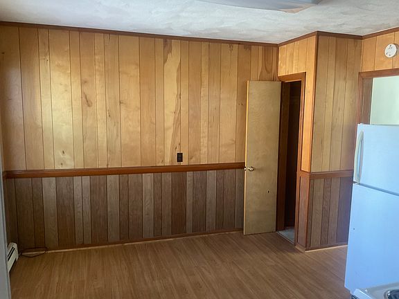 2nd image of 65-67 Richards Ave #1R