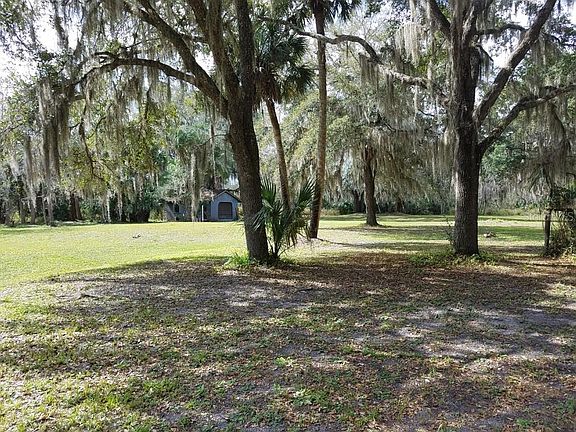 2nd image of 2490 Sweetwater Ct