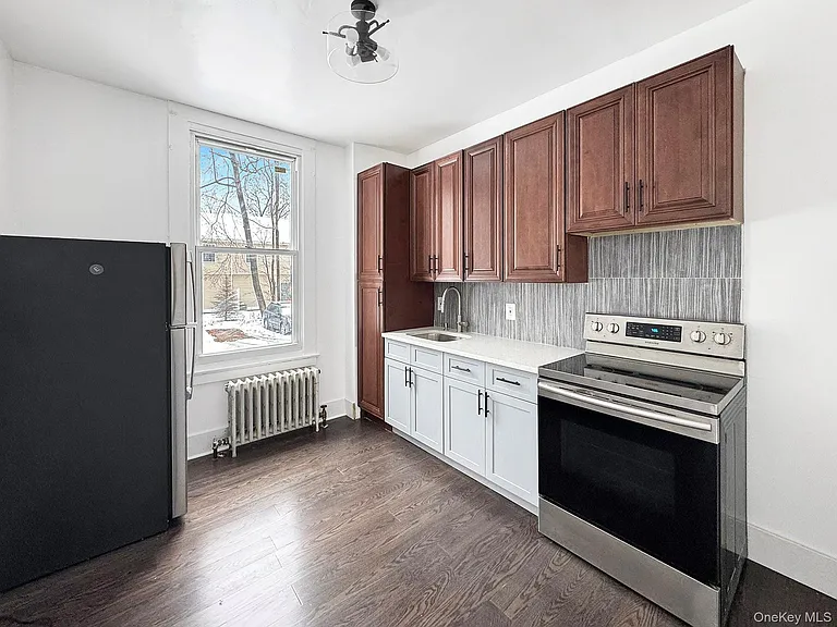 3604 Lexington Ave #7 — Photo 1