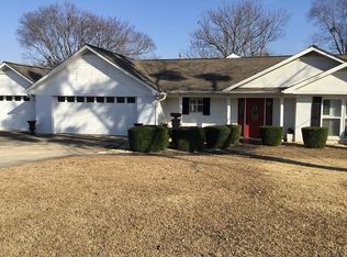 686 Coves Point Dr, Riverside, AL 35135