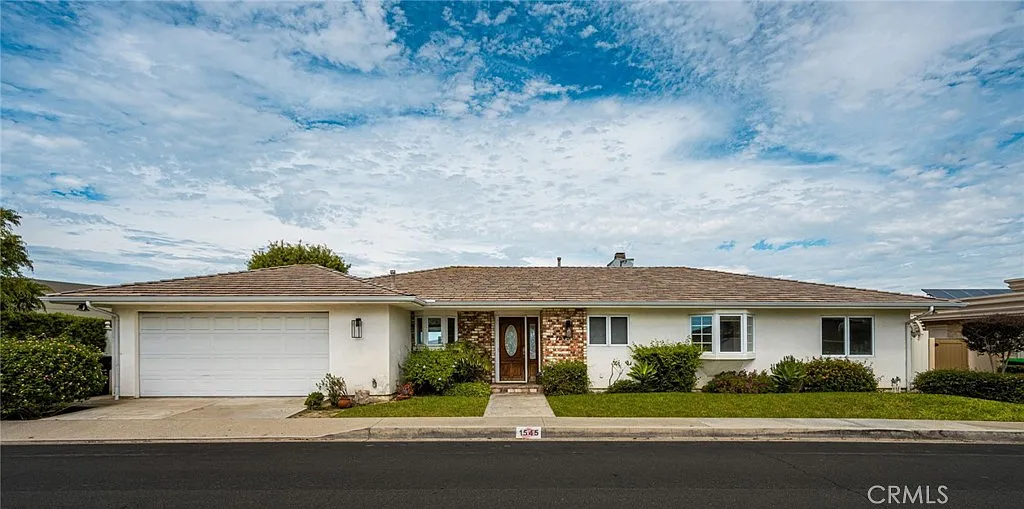 3 bed, 1754 sqft, $8,500 — Photo 2