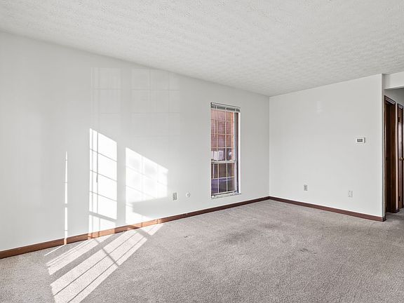 3rd image of 1310-1316 Palmer House Ct