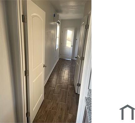 3rd image of 1816 Brown Ave