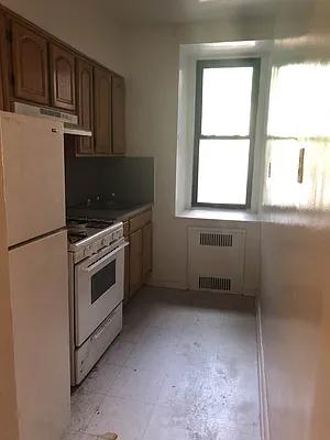 Rented by Smart NY Realty LLC | media 21