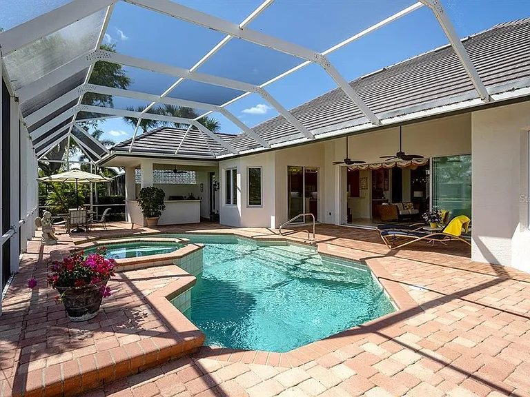 pool