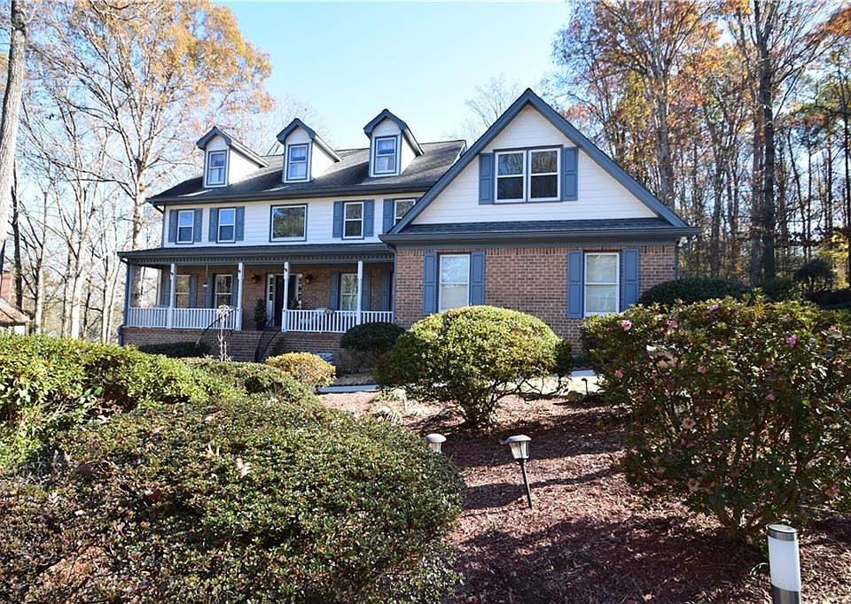 1st image of 620 Brandi Ln