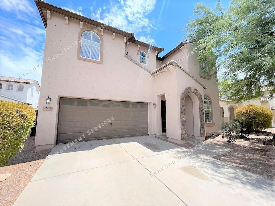 2417 S 90th Gln