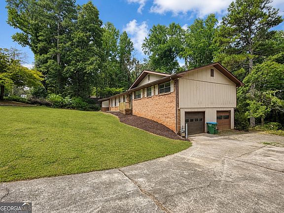 3rd image of 177 Northwind Ct SW