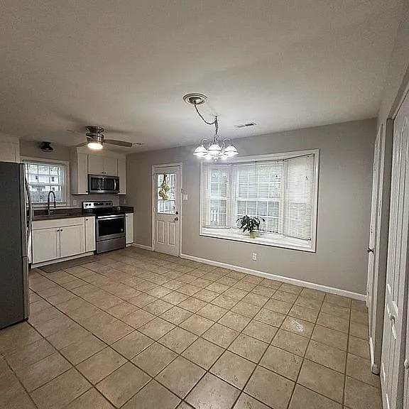 11500 Frederick Farms Cir — Photo 4