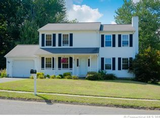 29 Dora Dr, Middletown, CT 06457