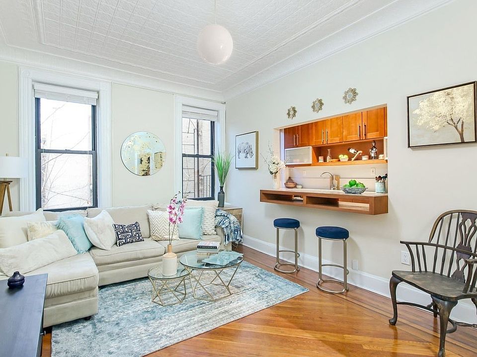 1st image of 198 7th Ave APT 2R