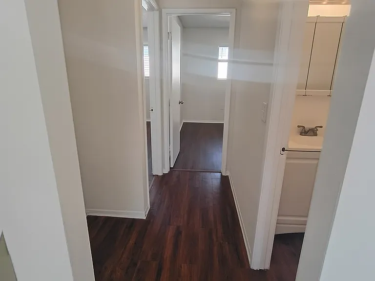 7831 Ellis Ave #4 — Photo 8