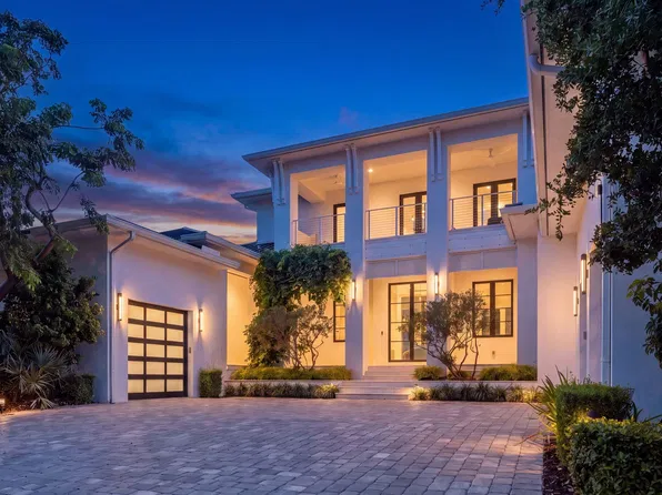 1698 McIlvaine Ct, Marco Island, FL 34145