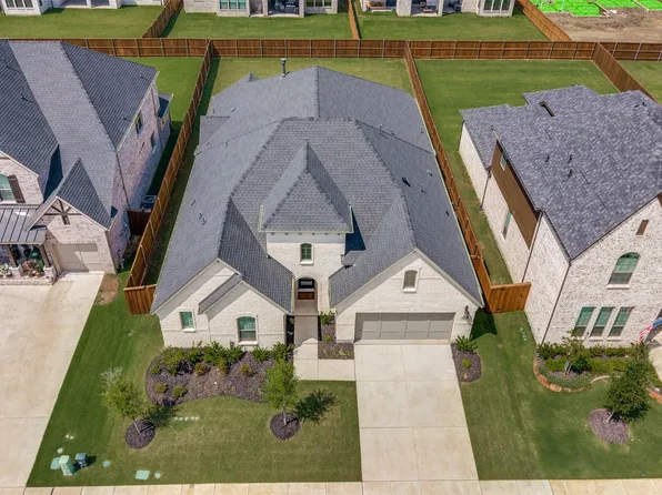 4212 Clydesdale Dr, Aubrey, TX 76227