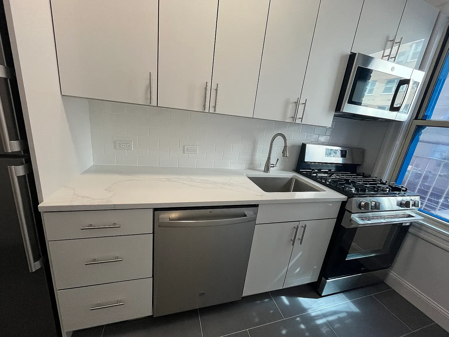 200 East 63rd Street — Photo 2
