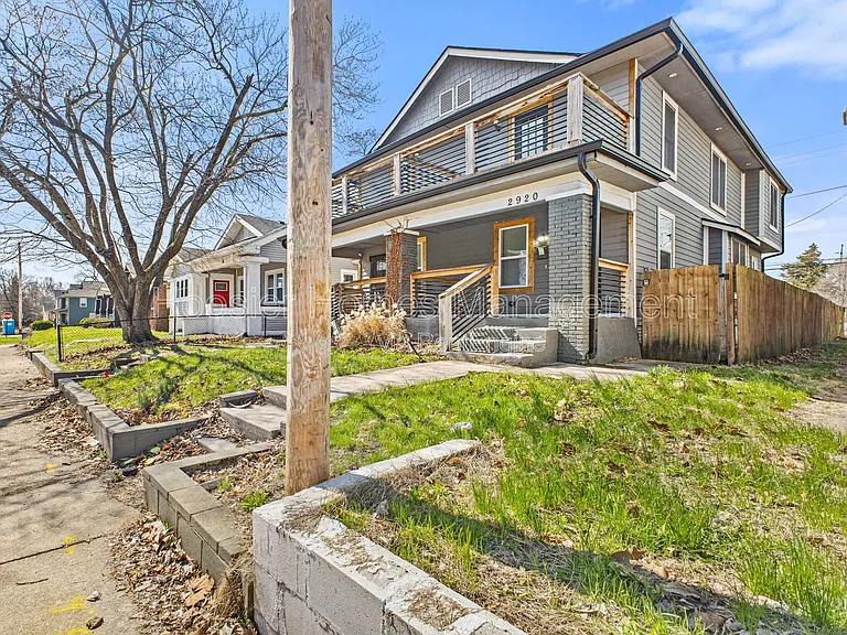 2920 Ruckle St — Photo 2