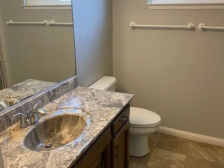 2144 Beechwood Ct — Photo 12