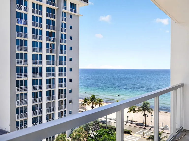 209 N Fort Lauderdale Beach Blvd #8A — Photo 27