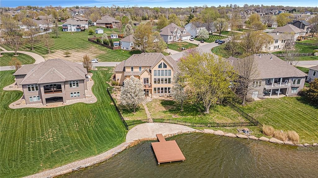 15575 Cedar Ln, Basehor, KS 66007 Zillow