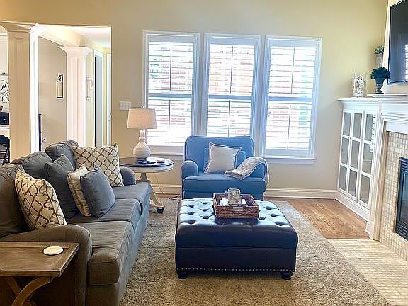 4th image of 2308 Grassmere Ln