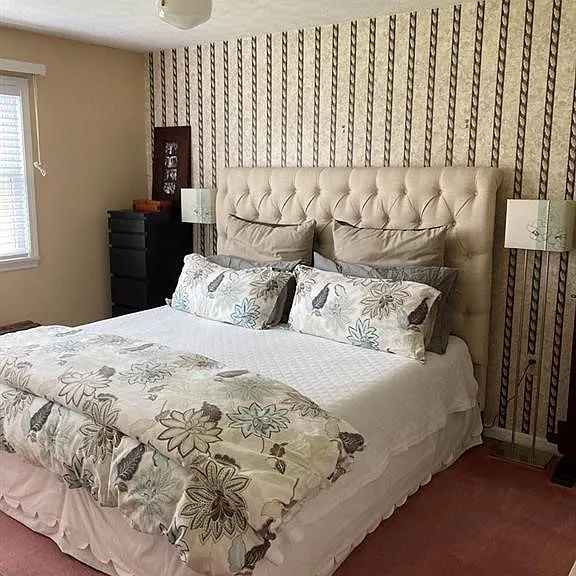 5 Katie Ln — Photo 3