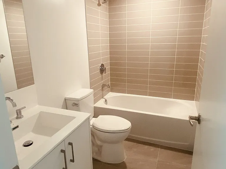 4010 Eglinton Ave W #331 — Photo 24