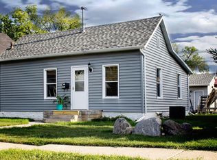 204 2nd Ave NE, Aberdeen, SD 57401
