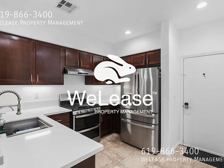 4300 Newton Ave #8 — Photo 1
