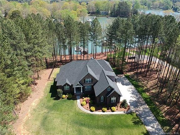 3rd image of 179 Timber Lake Dr