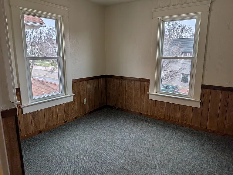 564 Carroll St — Photo 10
