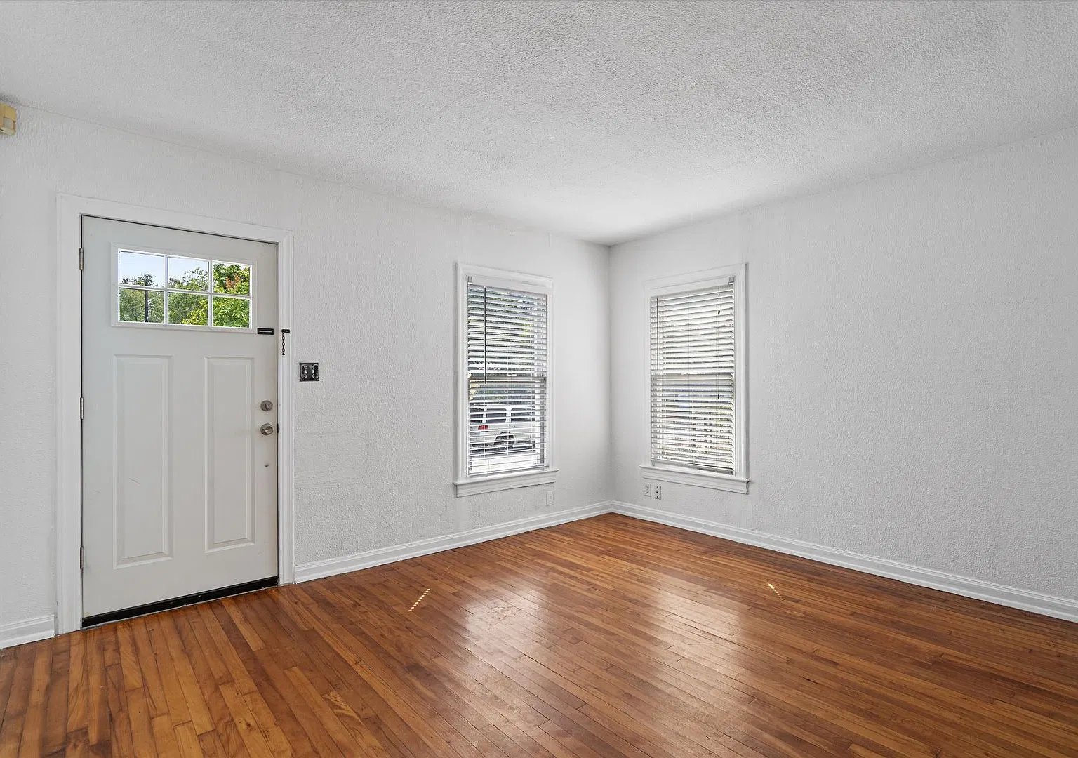 2932 Moss St, Austin, Texas 78722 — Photo 3