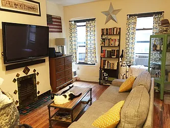 Rented by Salon Realty Corp