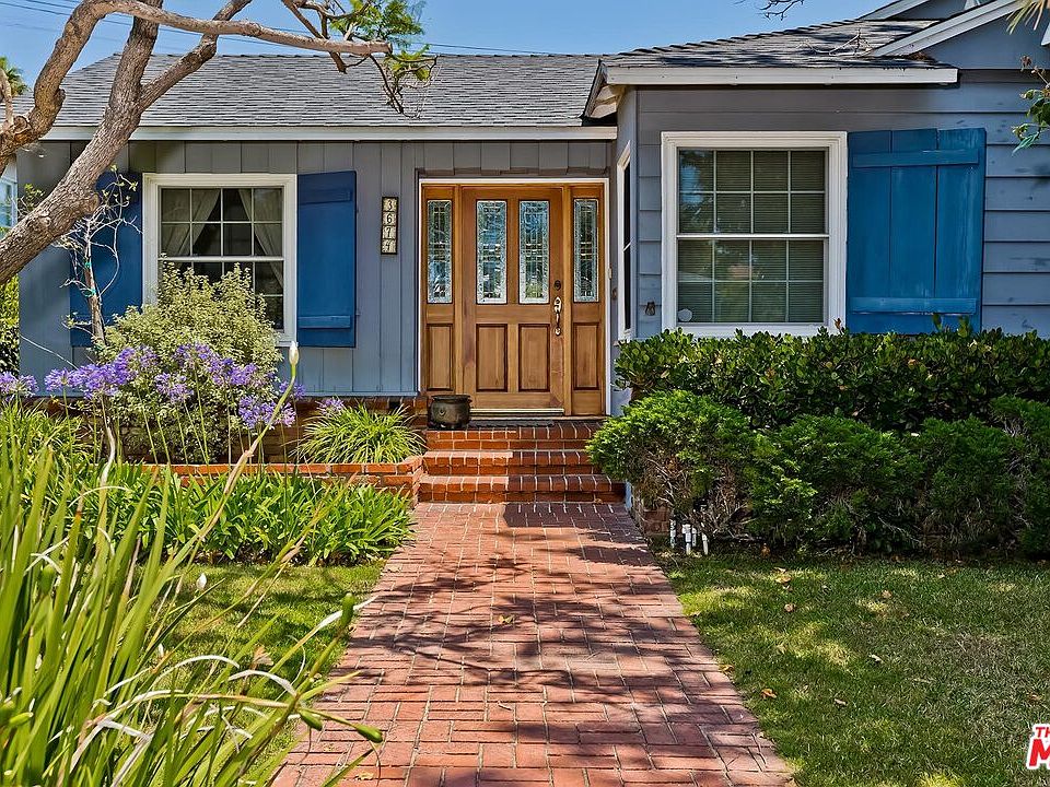 1st image of 3674 Colonial Ave