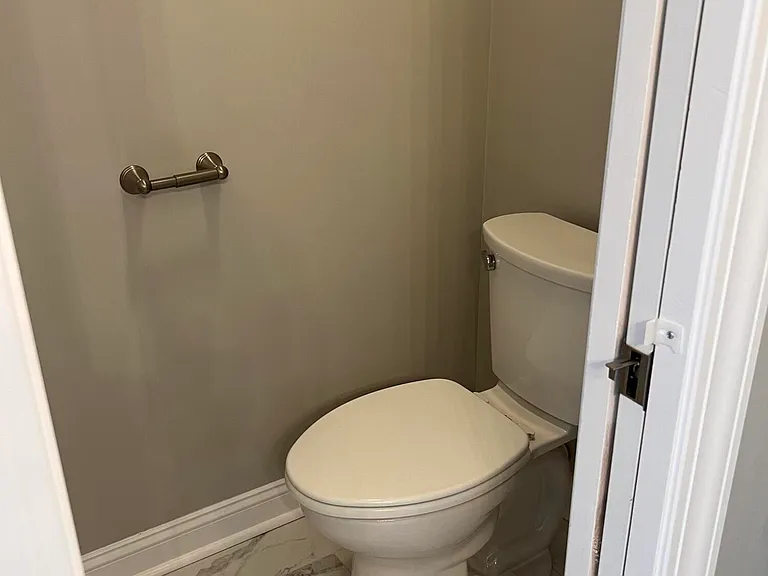 1628 Cambria Dr #A — Photo 36
