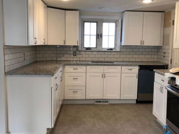 199 Main St #1