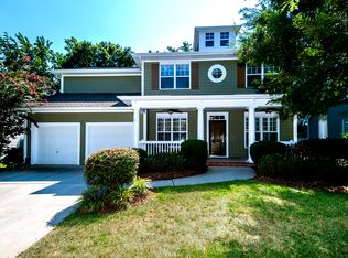 17511 Harbor Walk Dr, Cornelius, NC 28031