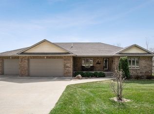 3391 64th St, Palo, IA 52324