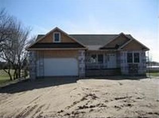 634 E 300 N, La Porte, IN 46350
