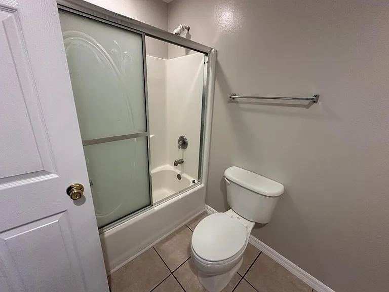 121 Dahl Ave #B — Photo 9