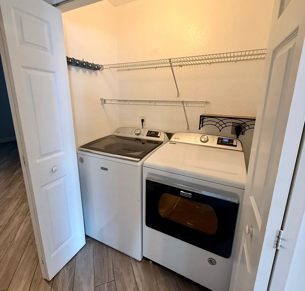 4240 Liron Ave — Photo 4