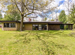 324 Fenfield Dr, Latrobe, PA 15650