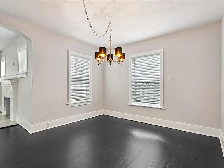 137 E Grant St — Photo 11
