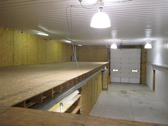 4th image of 114 N State St