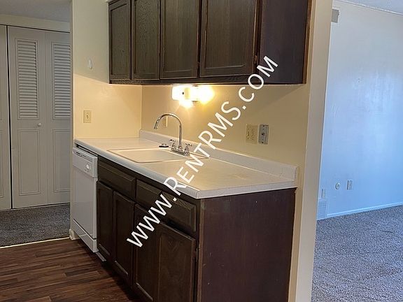 5th image of 2318 SW Briarwood Plz APT 304D