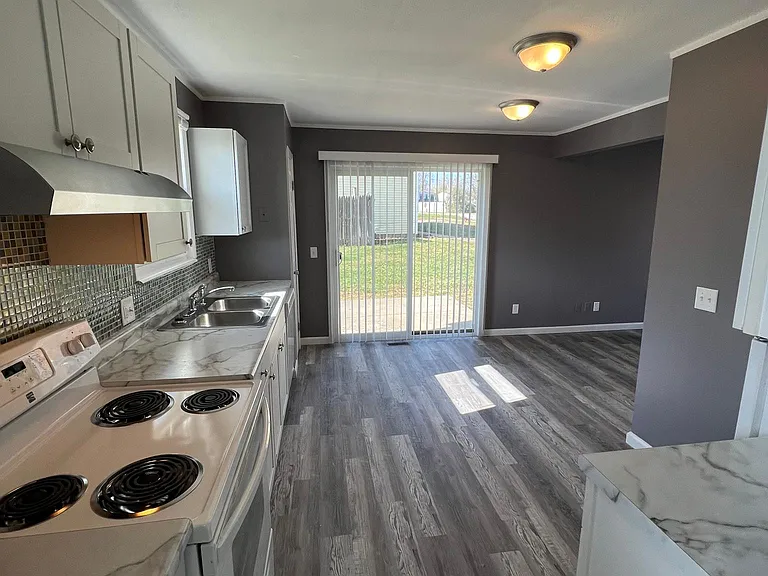 1905 E Florida Ave #B — Photo 10