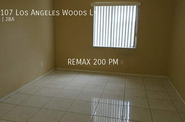 13107 Los Angeles Woods Ln — Photo 11